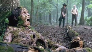 -the-walking-dead-rotten-forest-walker